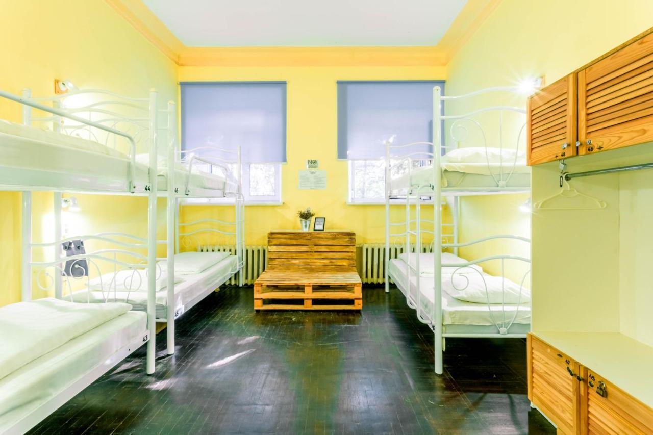 Garis Factory Хостел